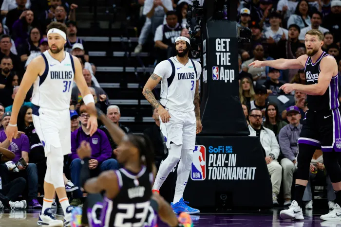 达拉斯小牛队在生死战中展现出惊人战斗力，以120-106力克萨克拉门托国王队，成功晋级入围赛最后一轮。