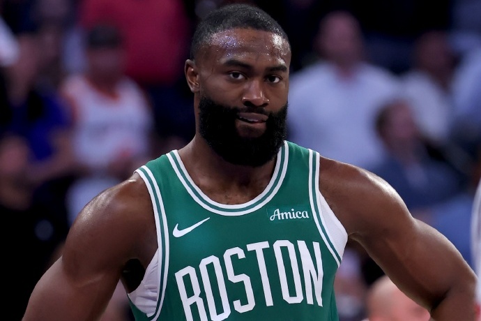 杰伦・布朗接受右膝镜手术，凯尔特人未来充满变数